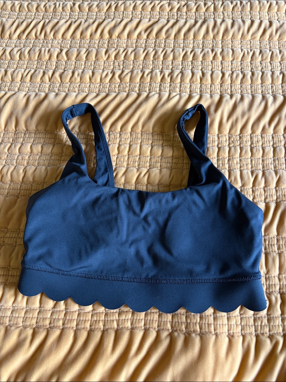 JoyLab Black Scalloped Edge Sports Bra